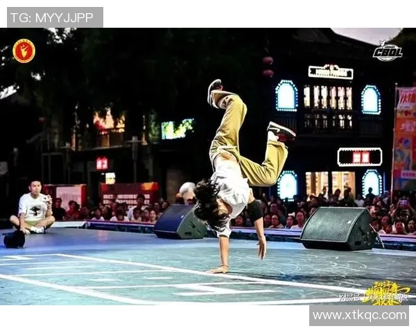 南京街舞队在攀岩联赛中的速度表现分析与精彩瞬间回顾