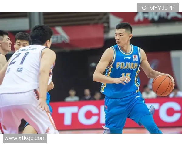 上海篮球队灵活战术解析与球队发展新机遇探讨