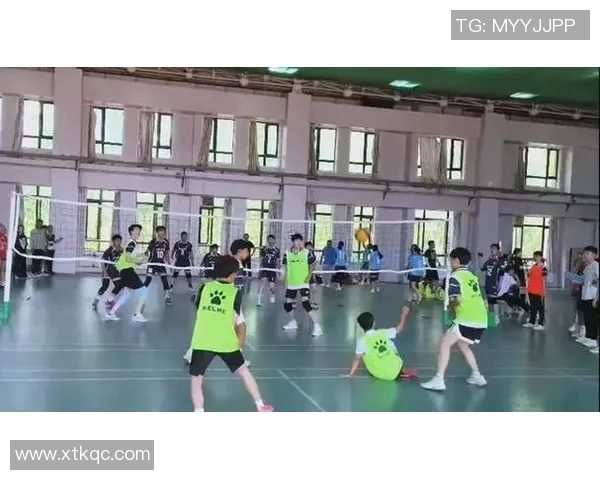 武汉排球队在全运会中的耐力表现值得称赞展现出顽强拼搏的精神风貌