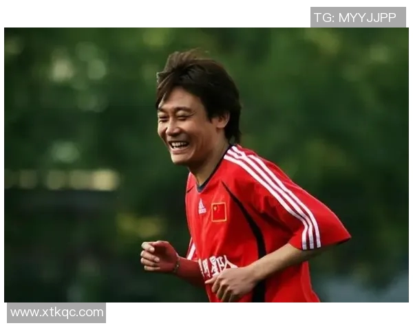 足球明星背后的辛酸故事与高清瞬间展现他们不为人知的奋斗历程 足球明星背后的辛酸故事与高清瞬间展现他们不为人知的奋斗历程